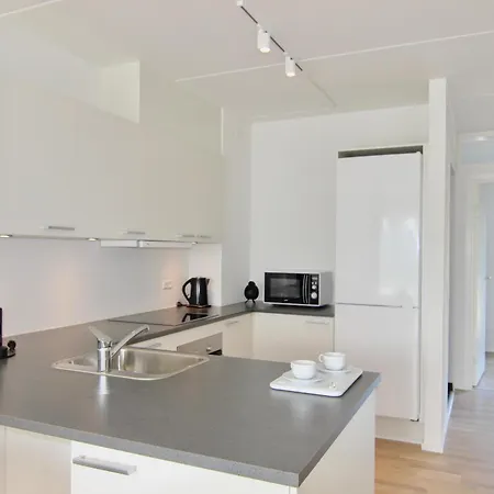Great 2-bed Wbalcony In Harbour *